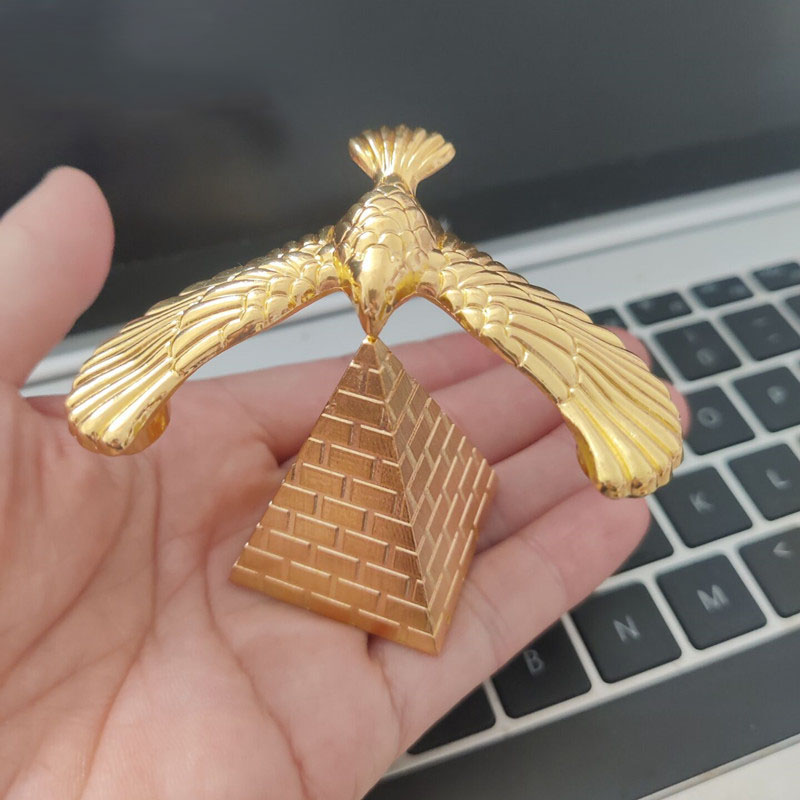 Office Technologies - Amazing Balance Bird Toys with Pyramid