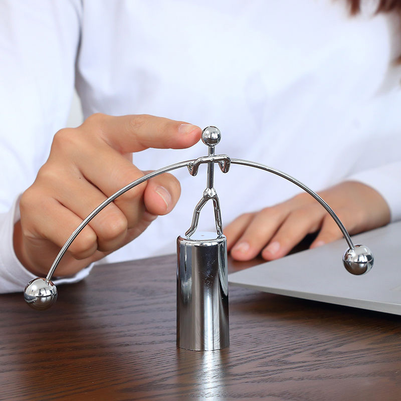 Weightlifter Kinetic Art Desk  – Office Technologies recenzja i cena